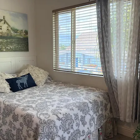 Min To Downtown/Beach/Parks Free Parking Sleep 3+